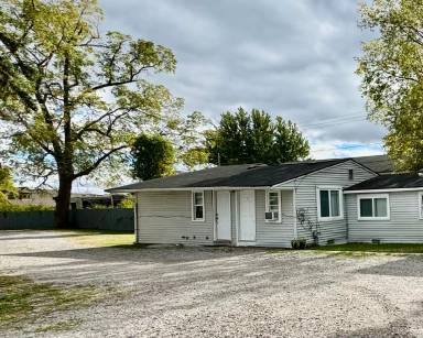 Main picture of 9762 River Rd