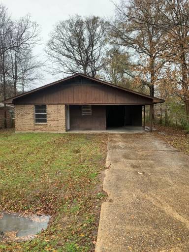 Main picture of 808 Tanglewood Dr