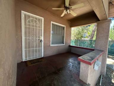 Main picture of 1032 W 2nd St