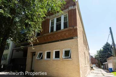 Main picture of 2213 N Leavitt St