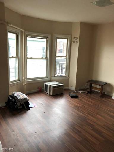 Main picture of 2705 Morris Ave