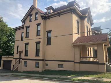 Main picture of 2342 Upland Pl