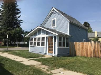 Main picture of 201 N Villard Ave