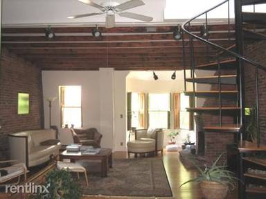 Main picture of 122 Saint Botolph St