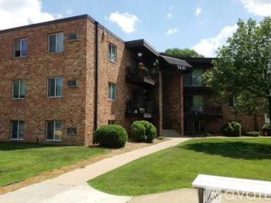 Main picture of 1441 73rd Ave NE