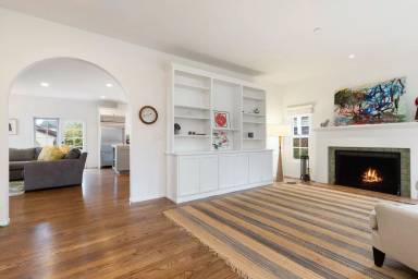 Main picture of 2316 Washington Ave