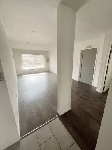 Main picture of 1040 N Sierra Bonita Ave