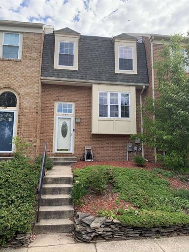 Main picture of 1353 Riverwood Way