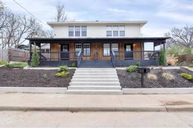 Main picture of 201 N Union Ave