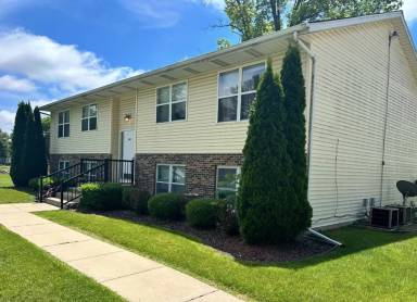 Main picture of 309 S Kouts St