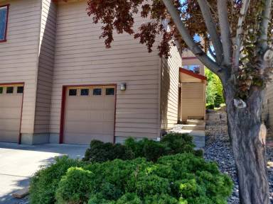 Main picture of 356 NW Flagline Dr