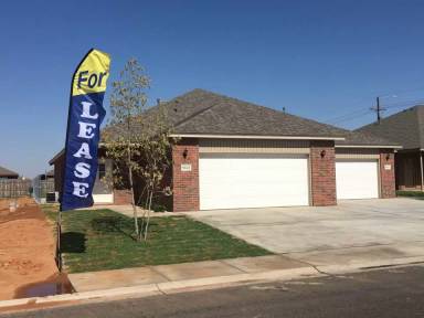 Main picture of 9804 Uvalde Ave