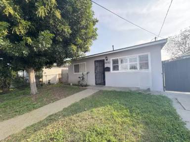 Main picture of 8052 Fern Ave