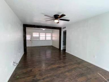 Main picture of 3219 Cornell Ave