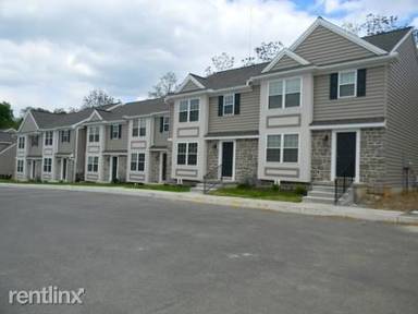 Main picture of 22 Christy Ct