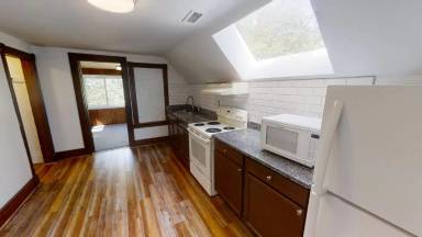 Main picture of 1218 W Huron St