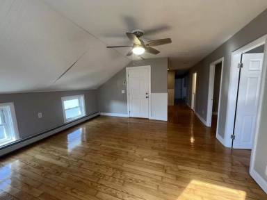 Main picture of 63 Morton St