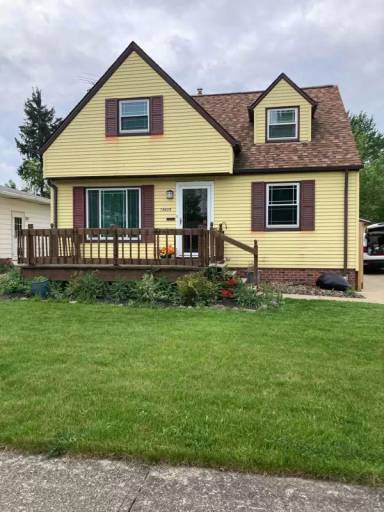 Main picture of 19609 Parkmount Ave