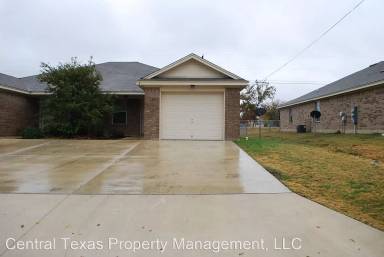 Main picture of 302 Elbert Ln