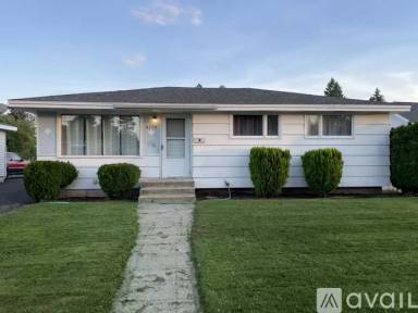 Main picture of 4119 W Queen Ave