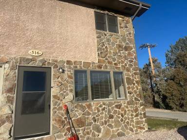 Main picture of 516 W 42nd St
