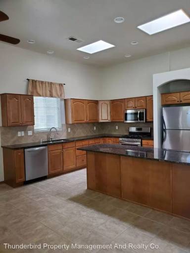 Main picture of 7336 Old Pecos Trl NE