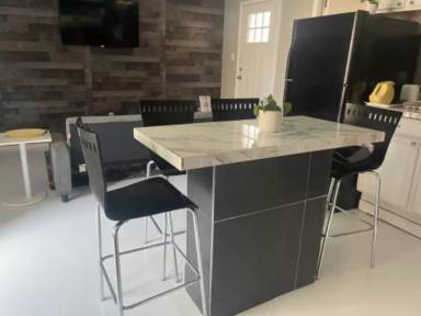 Main picture of 5403 Lurlyne Ct
