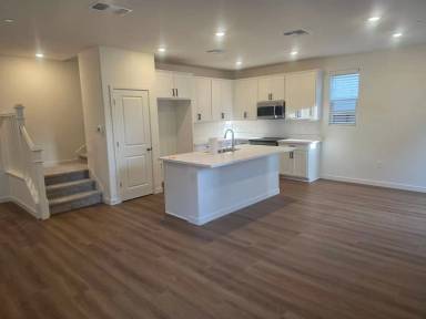 Main picture of 1174 Bengal Loop