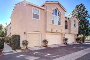 Main picture of 3070 Sierra View Cir