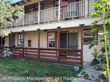 Main picture of 304 Birch St