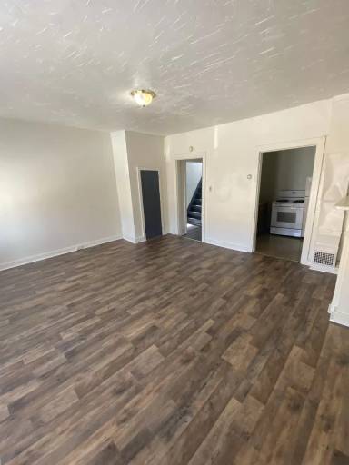 Main picture of 246 S Pershing Ave