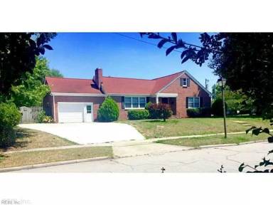 Main picture of 3900 Gosnold Ave