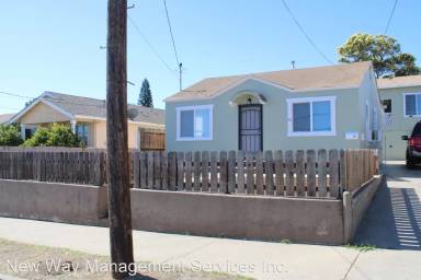 Main picture of 46 E 6th St