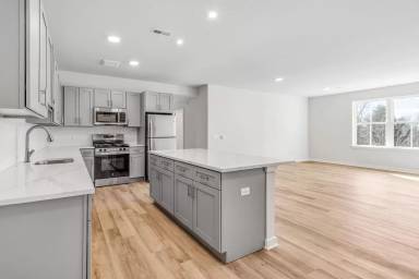 Main picture of 36 Stony Hill Rd