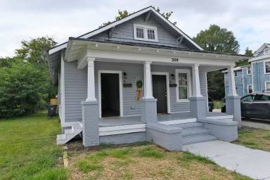 Main picture of 309A S John St