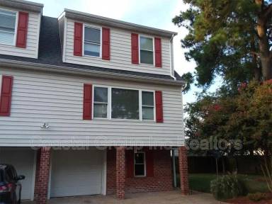Main picture of 8550 Tidewater Dr