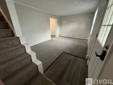 Main picture of 1209 Rosewood Dr NE