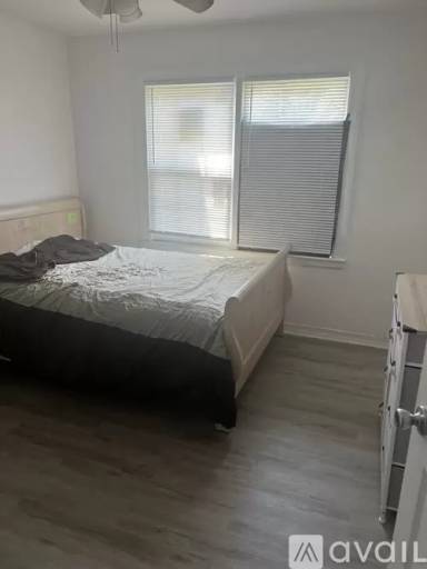 Main picture of 813 N Lee St