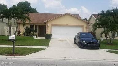 Main picture of 7813 Piper Ln