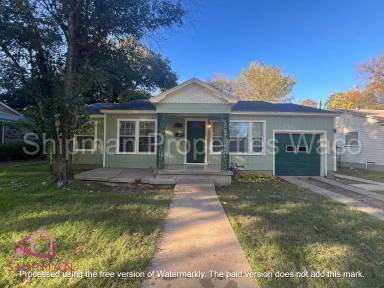 Main picture of 3309 E Brookview Dr