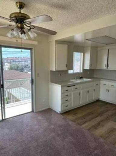 Main picture of 1271 W 8th St