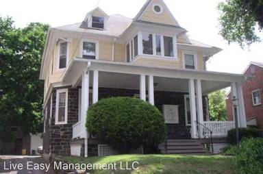 Main picture of 109 Iona Ave