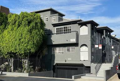 Main picture of 821 S Gramercy Pl