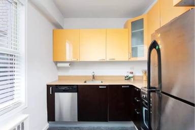 Main picture of 1170 Ocean Parkway Apartments