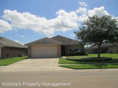 Main picture of 104 Evan Cir