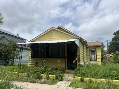 Main picture of 508 W 24th St