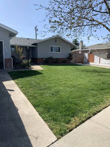 Main picture of 980 E Alameda St