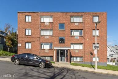 Main picture of 140 Wellington Hill St