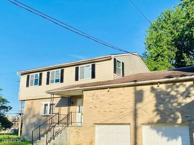 Main picture of 507 Lowell St