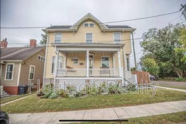 Main picture of 631 Eleanor St